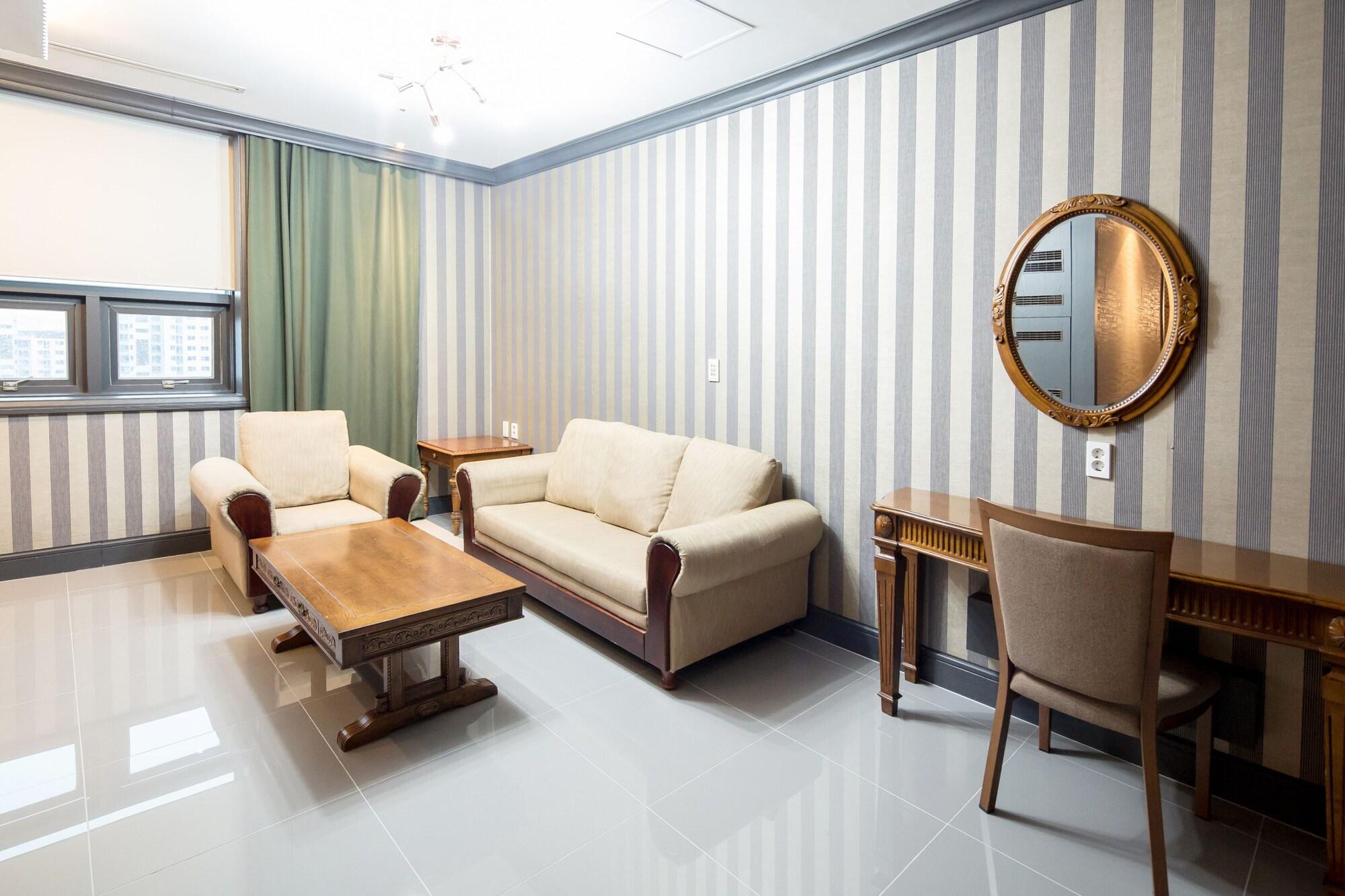 The Koryo Hotel Bucheon Buitenkant foto