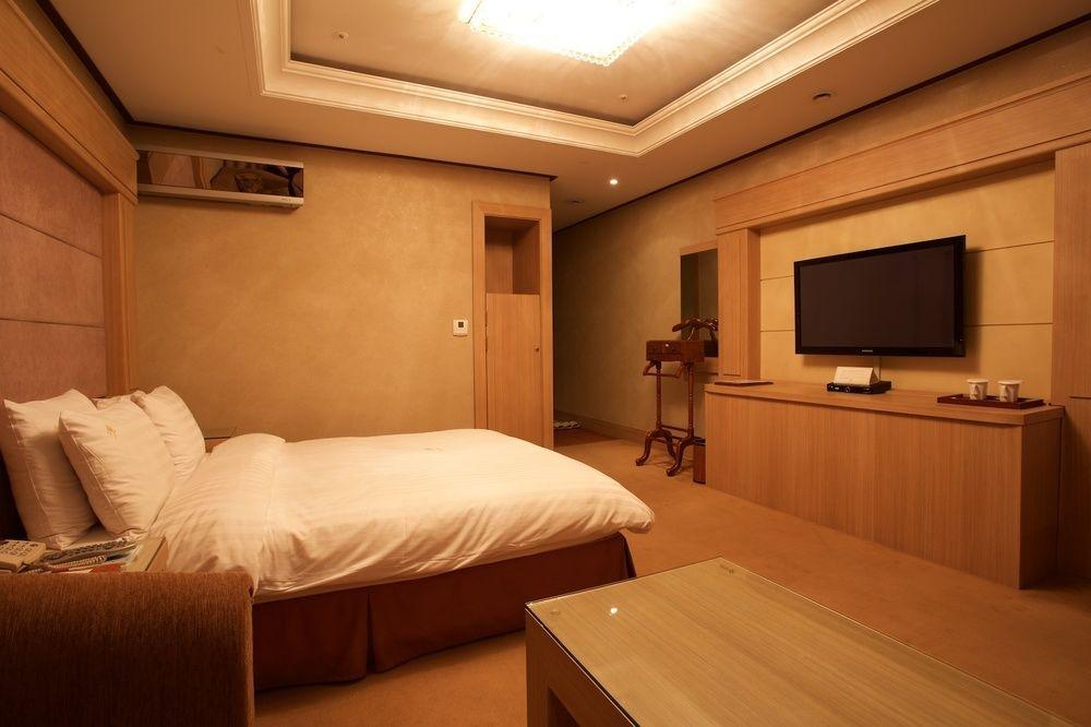 The Koryo Hotel Bucheon Buitenkant foto