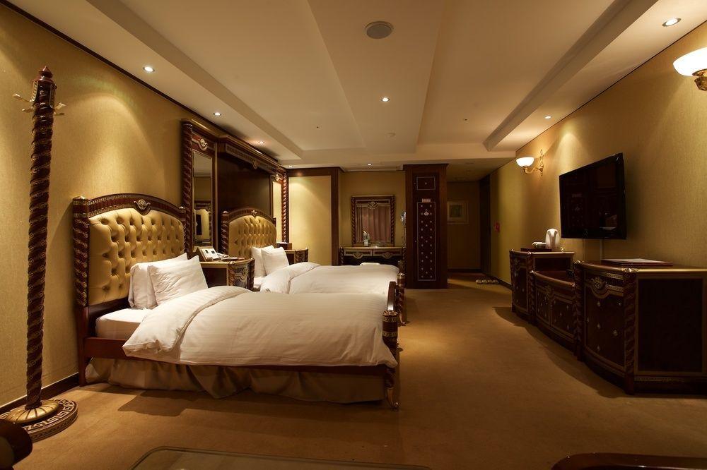 The Koryo Hotel Bucheon Buitenkant foto