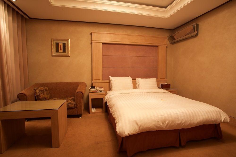 The Koryo Hotel Bucheon Buitenkant foto